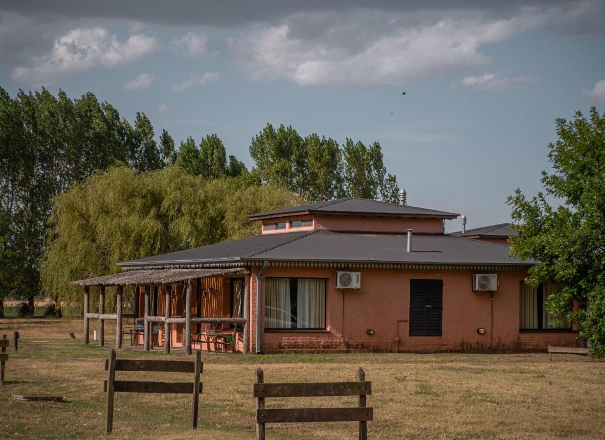 Pampas Del Sur Hotel Y Spa De Campo Cañuelas Exterior foto
